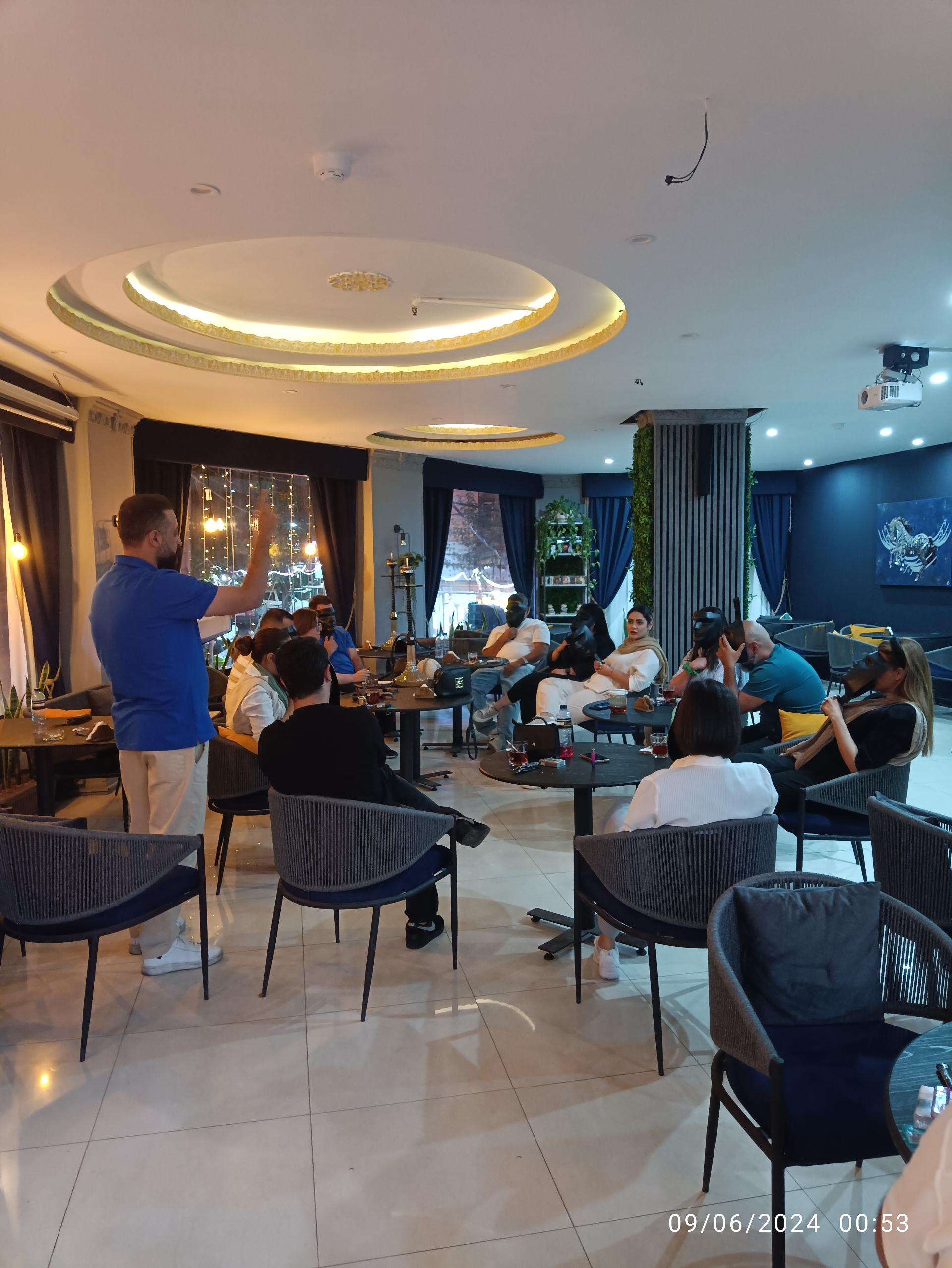 عکس کافه سرادو