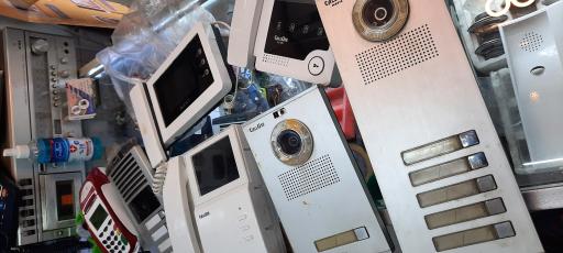 عکس آیفون تصویری قائم مقامی