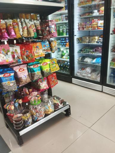 عکس هایپرمارکت سام 