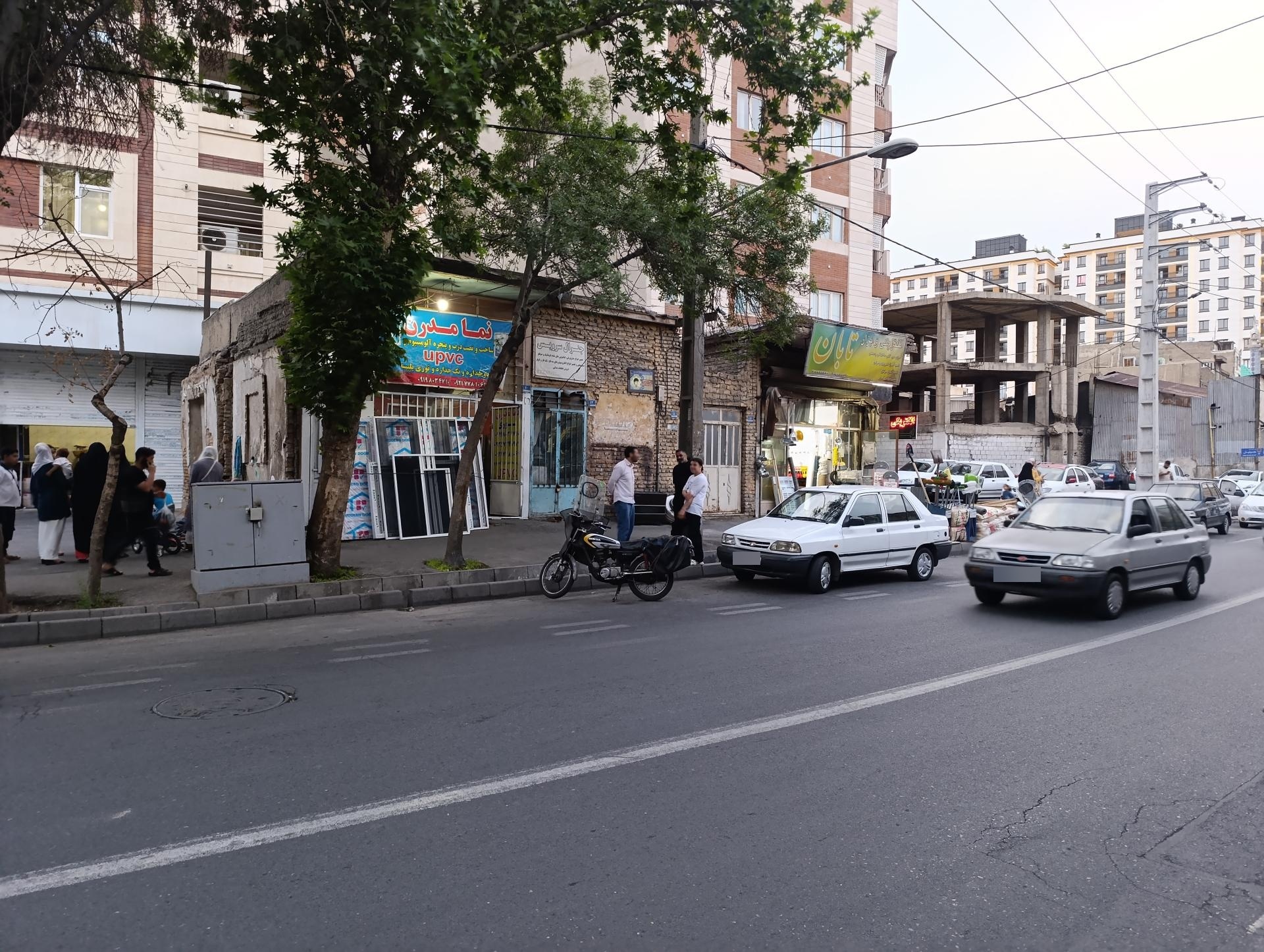 عکس در و پنجره نما مدرن