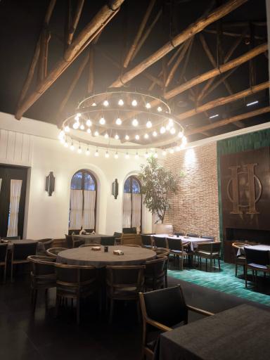 عکس هالیدیز پالازو