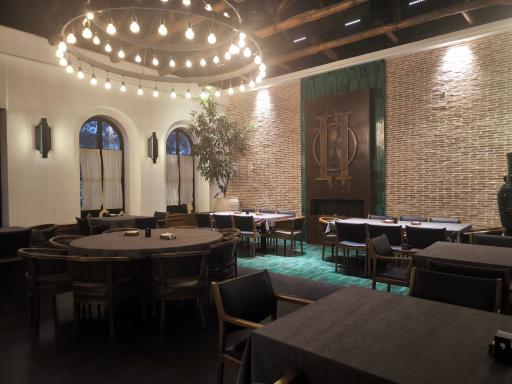 عکس هالیدیز پالازو