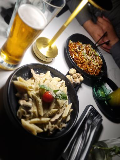 عکس هالیدیز پالازو