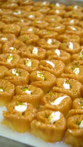 عکس قنادی نامدار