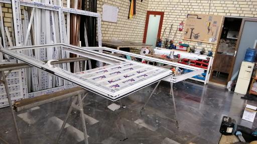 عکس پارس آلووین درب و پنجره دوجداره