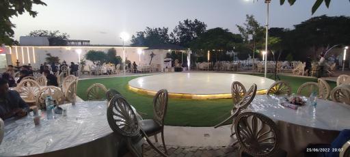 عکس باغ تالار پارمیدا