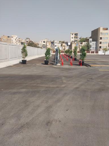 ایستگاه شارژ اتوبوس و تاکسی برقی