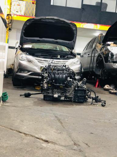 عکس تعمیرگاه تخصصی کیا هیوندای بیلیونر موتورز