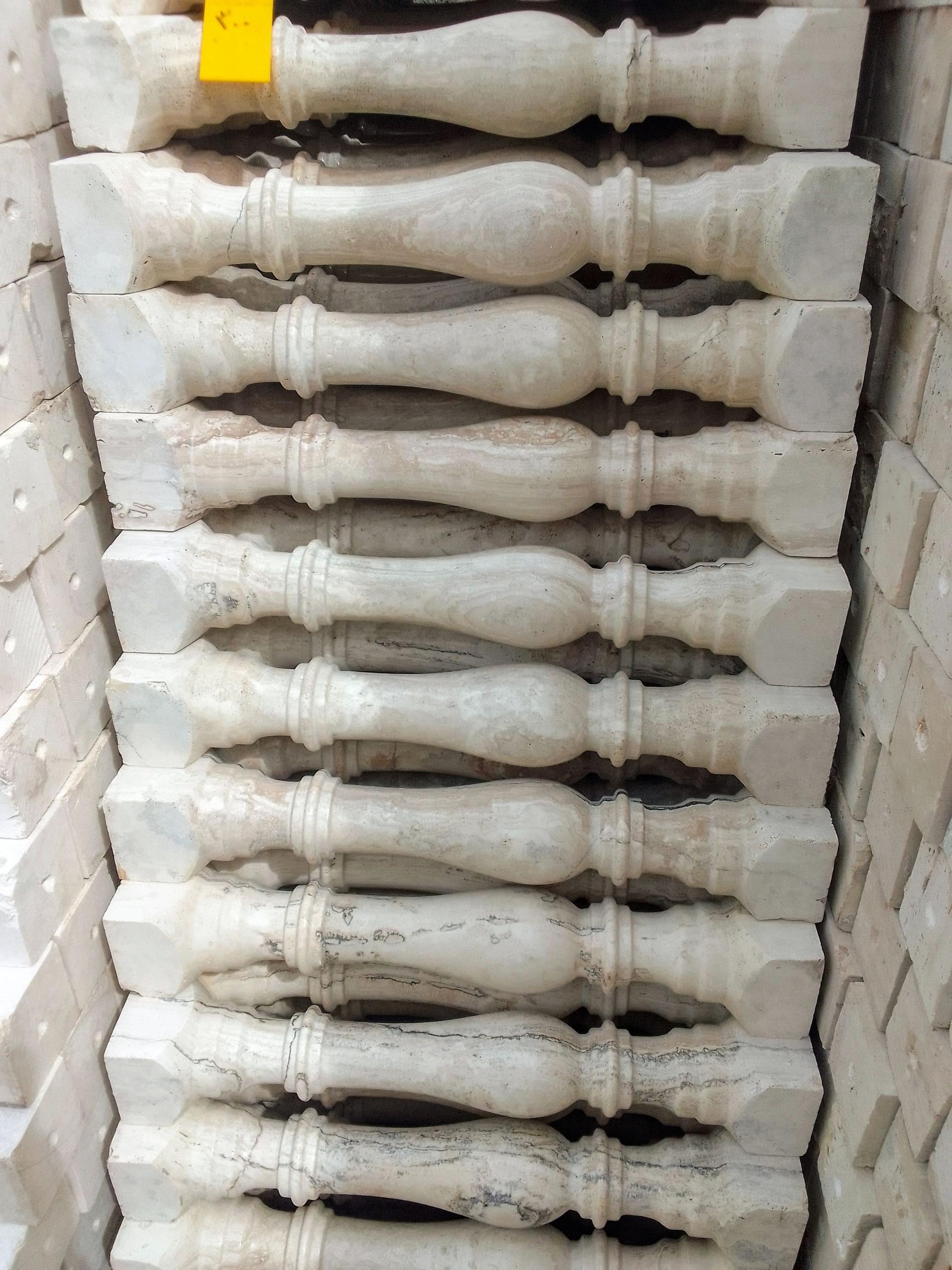 عکس سنگ انتیک ابرشهر