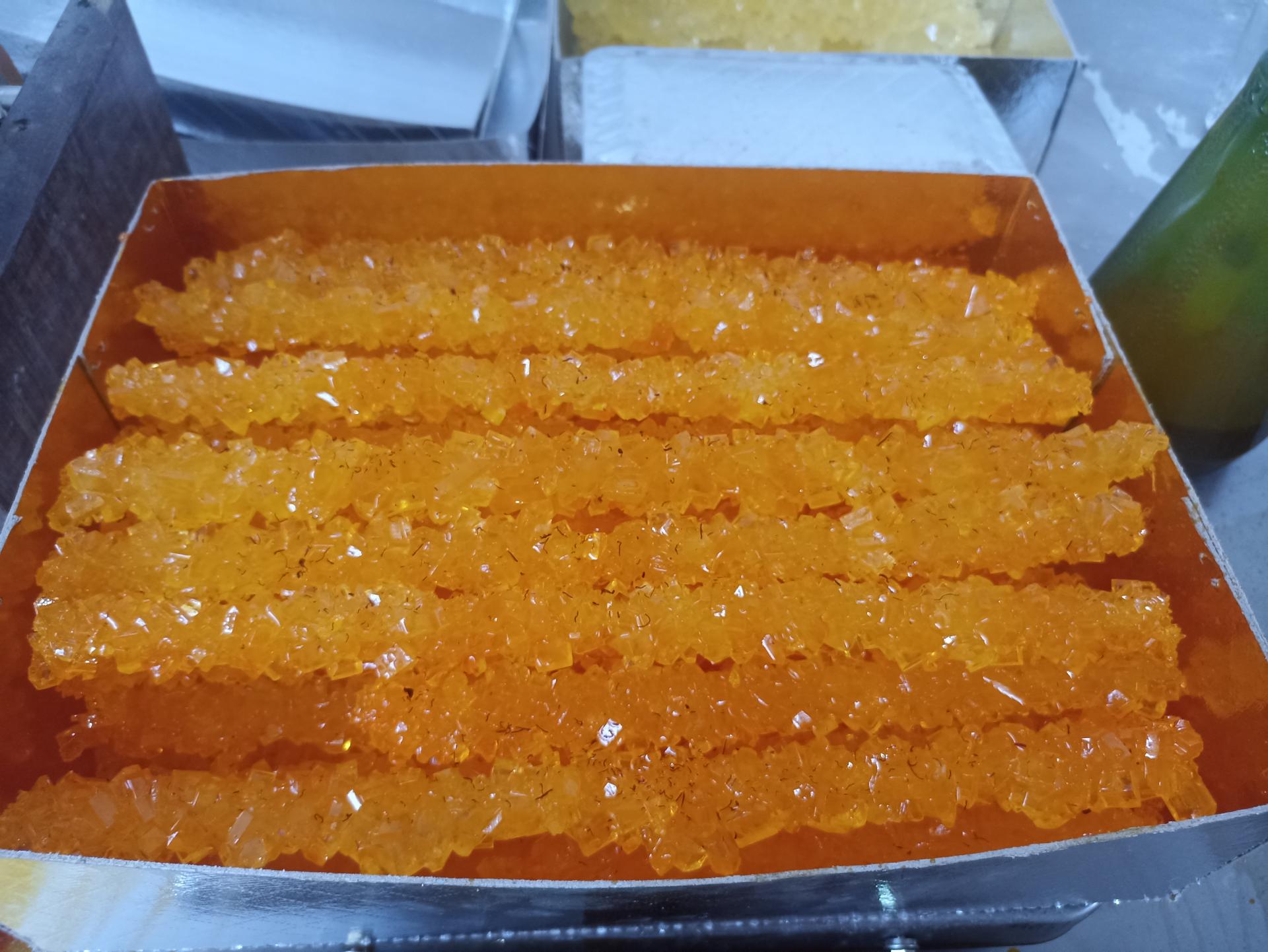 عکس کارگاه تولیدی نبات مختاریان