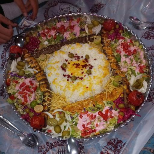 عکس رستوران گلخانه ای پدرسالار