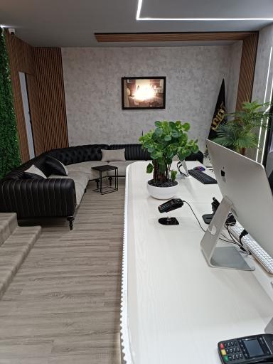 عکس مزون و تشریفات پارسیان