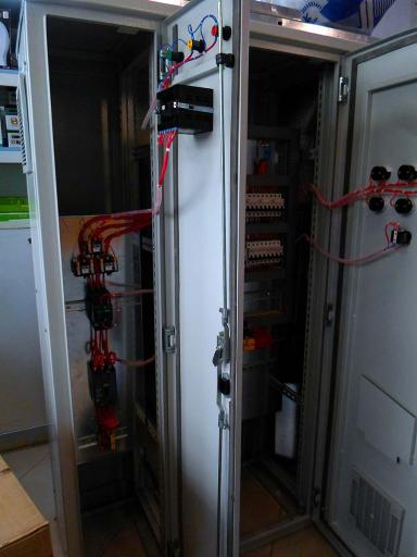 عکس برق و صنعت یکتا