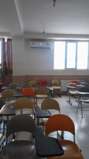 عکس دانشگاه آزاد اسلامی فردیس 