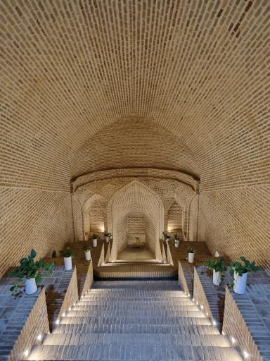 عکس آب انبار مجموعه باغ خان و مهمانسرای بوستان ولایت