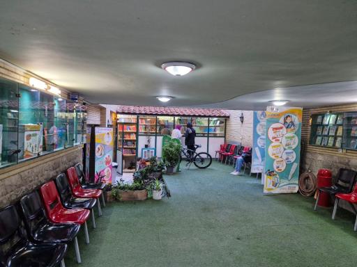 عکس موسسه زبان گویش (سعادت آباد)