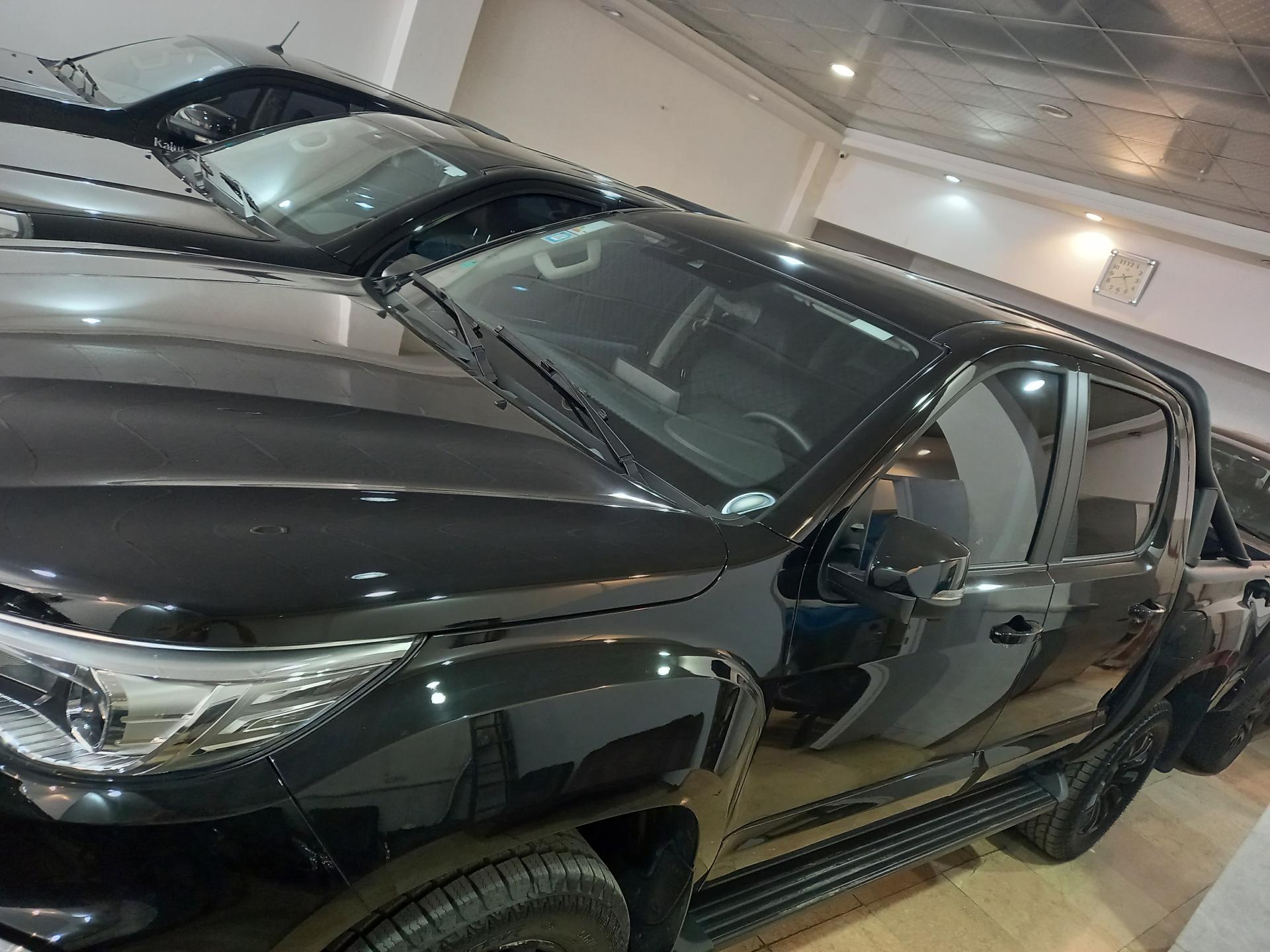 عکس اتو هایلوکس طاهری