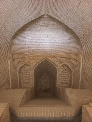 عکس آب انبار مجموعه باغ خان و مهمانسرای بوستان ولایت