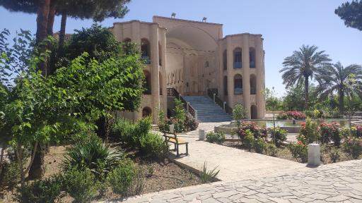 آب انبار مجموعه باغ خان و مهمانسرای بوستان ولایت
