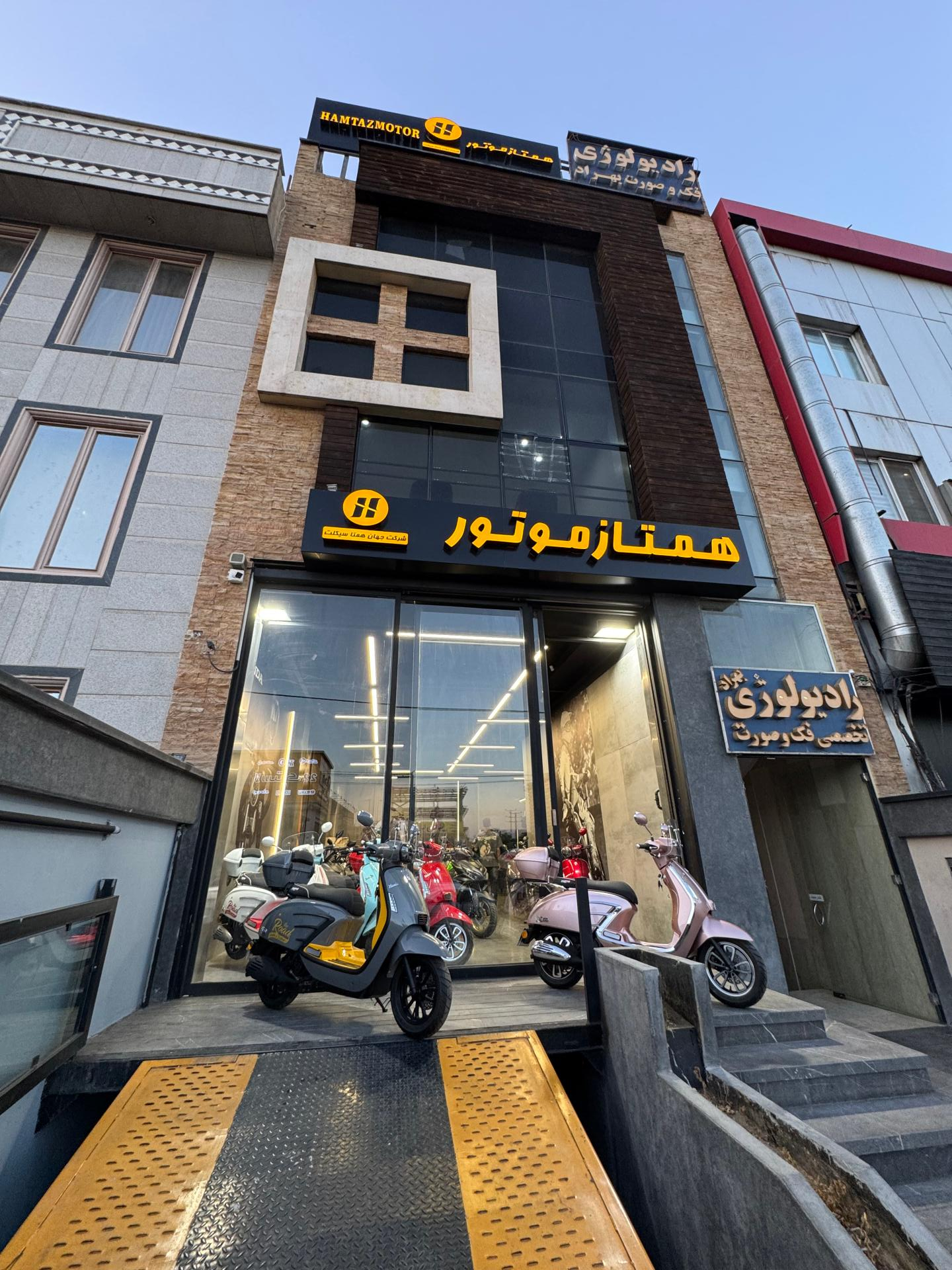 عکس همتاز موتور المپیک