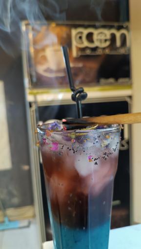 عکس کافه شعر