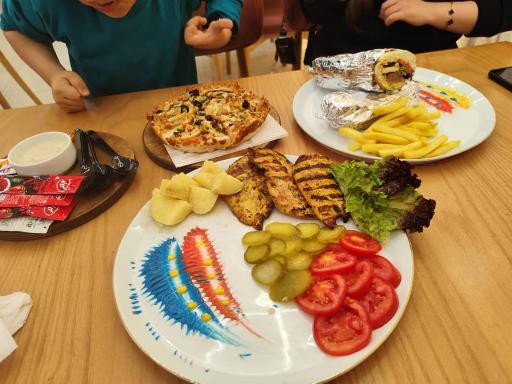 عکس پیتزا هیژا