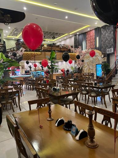 عکس رستوران عادل