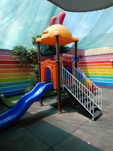 عکس مهد کودک خصوصی بهبود