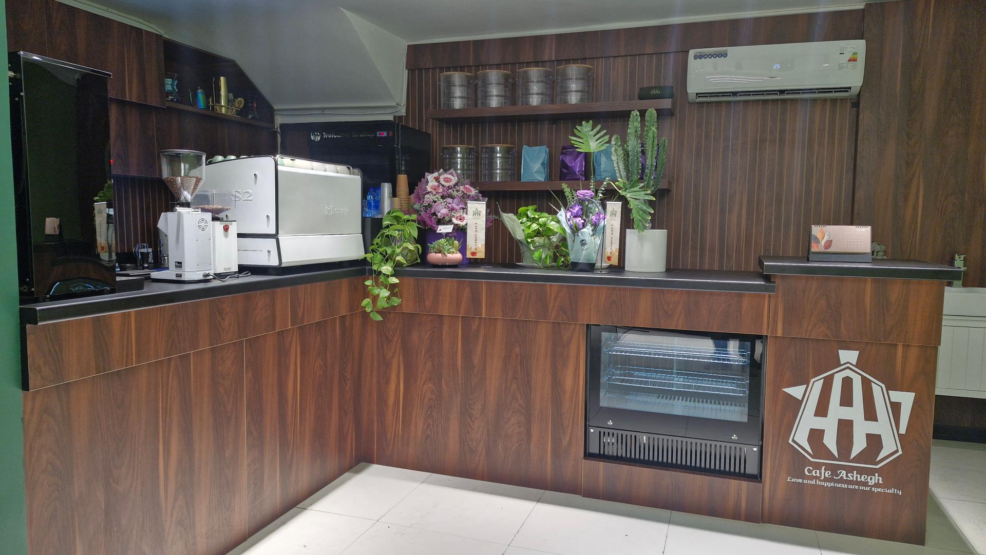 عکس کافه عاشق 