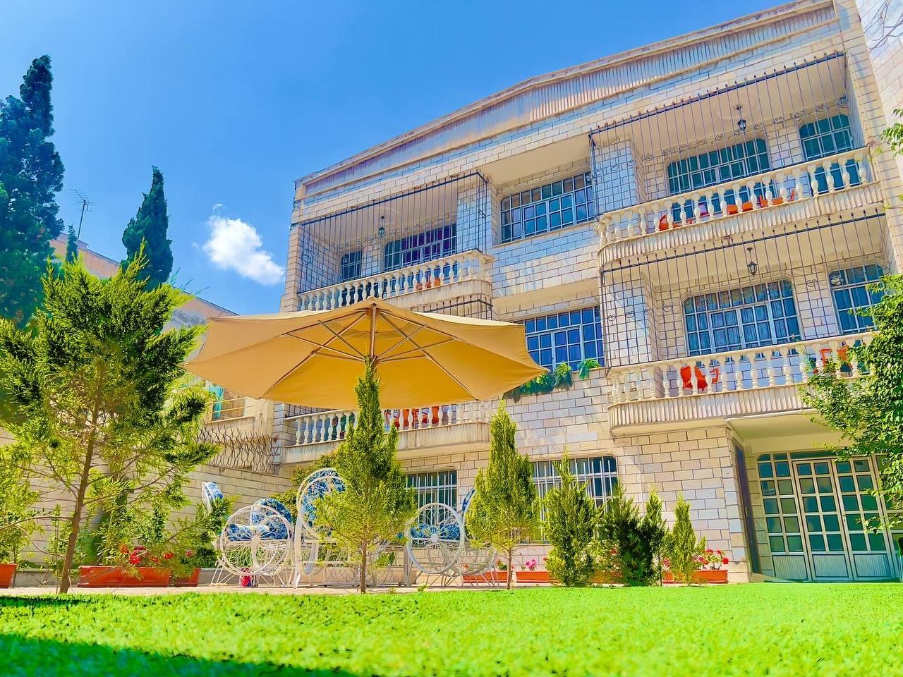 عکس خانه سالمندان آسمان