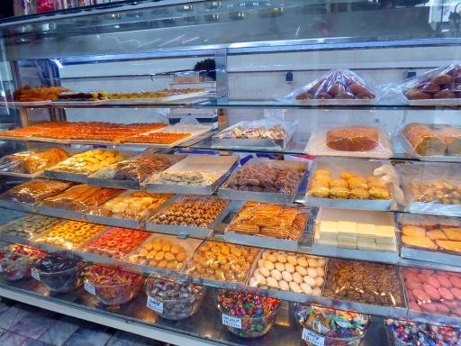 عکس کلوچه فومن