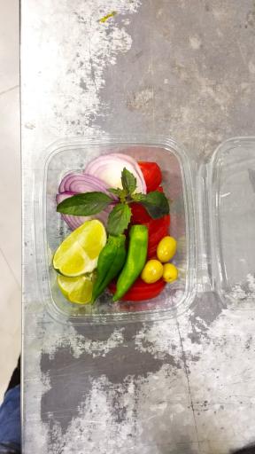 عکس غذای دریایی ایزگارا بالیک