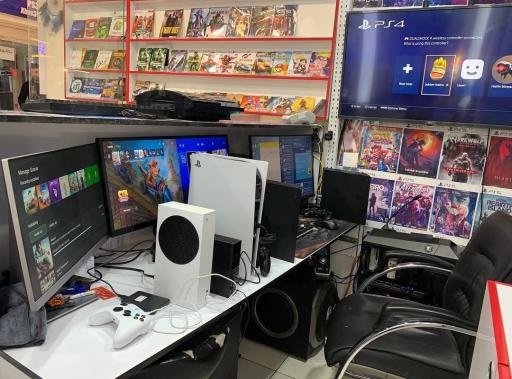 عکس تعمیرات الکترونیک و گیمینگ مهرداد