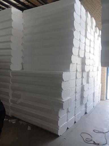 عکس کار خانه تولید یونولیت