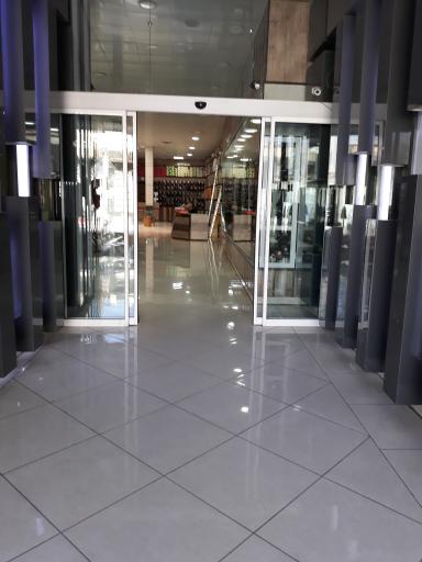 عکس کفش گاندی