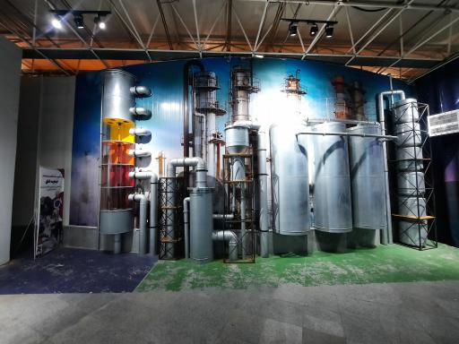 عکس سرزمین علم و فناوری نوجوانان