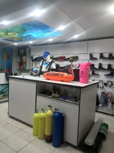 عکس شرکت آبهای نوشین ساختمان مبین