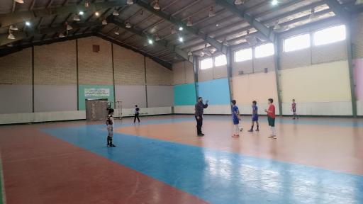 عکس سالن ورزشی دکتر خرمی