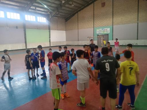 عکس سالن ورزشی دکتر خرمی