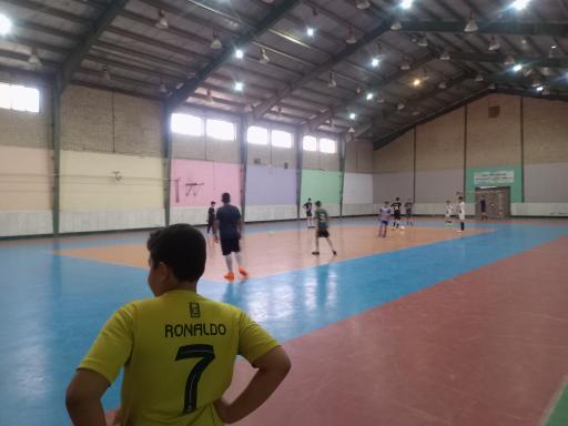 عکس سالن ورزشی دکتر خرمی