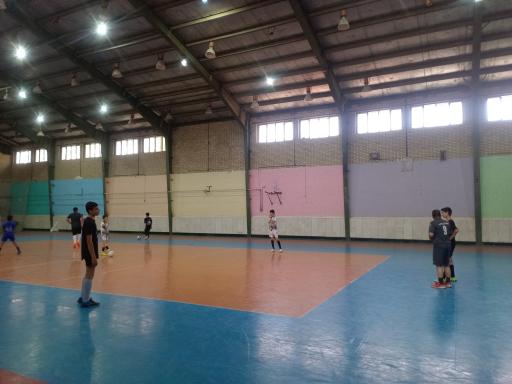 عکس سالن ورزشی دکتر خرمی