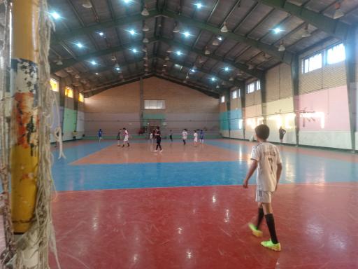 عکس سالن ورزشی دکتر خرمی