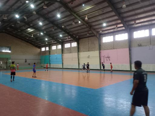 عکس سالن ورزشی دکتر خرمی