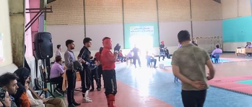 عکس سالن ورزشی دکتر خرمی