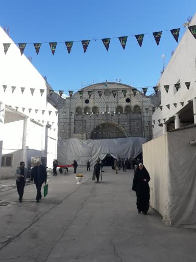 عکس درب غربی مسجد مصلی