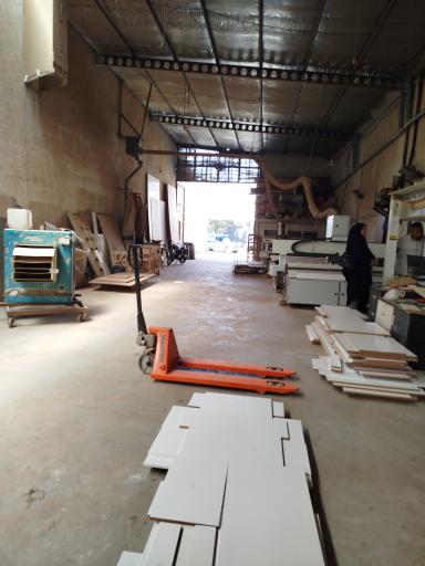 عکس خدمات برش کاری وکیوم حسن پور