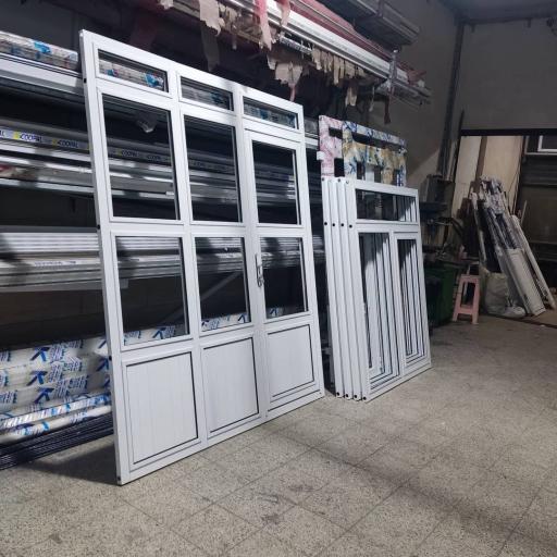 عکس کارخانه تولید درب و پنجره دو جداره گروه صنعتي آلومینیوم معین