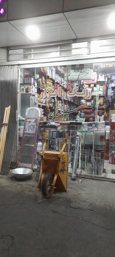 عکس فروشگاه رنگ و ابزار رستمیان