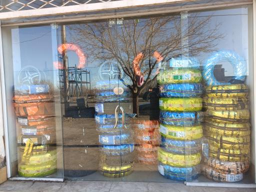 عکس اتوسرویس یاسر و خدمات لاستیک