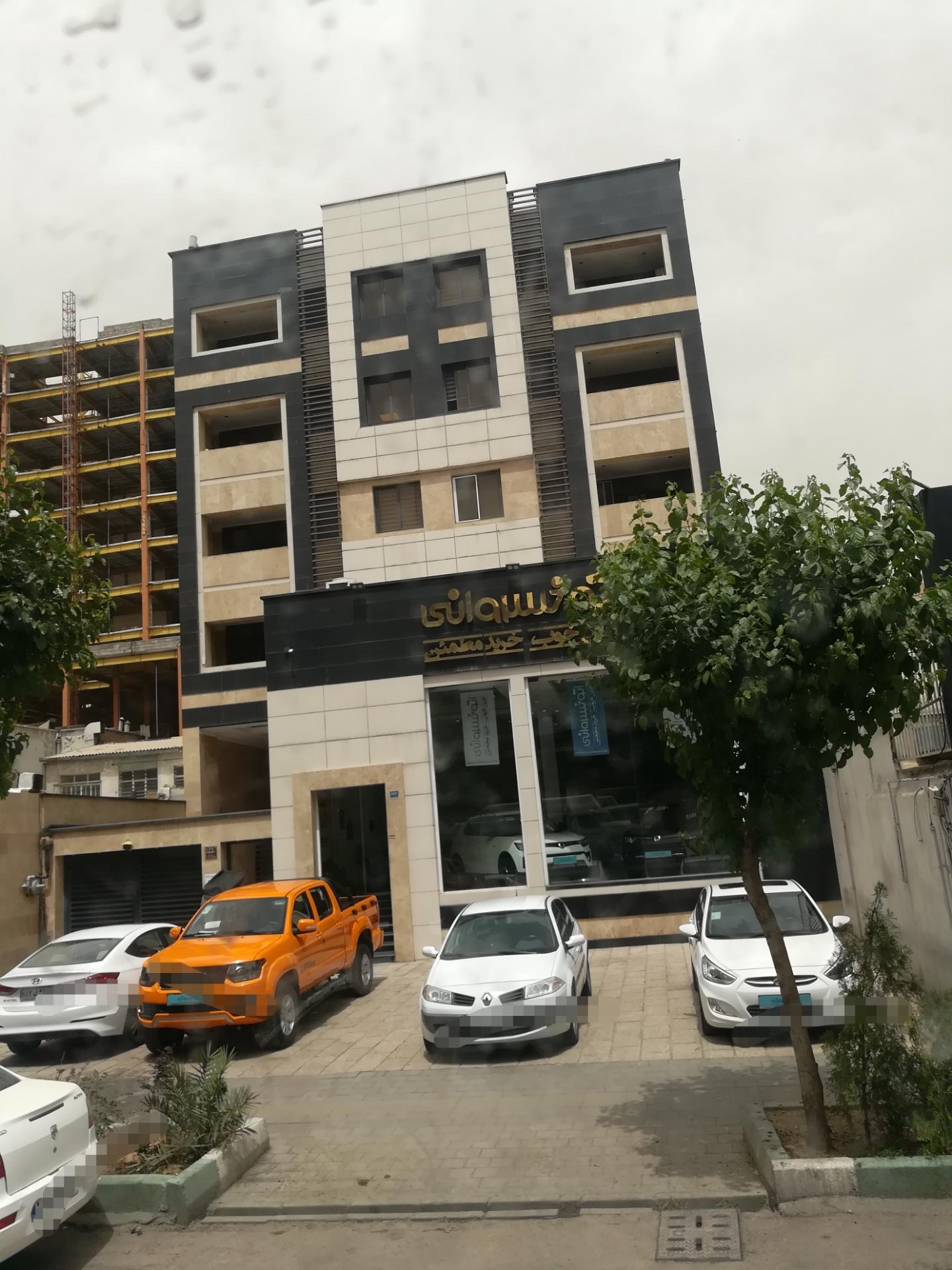 عکس اتوخسروانی(نمایندگی خودرو سازان راین )